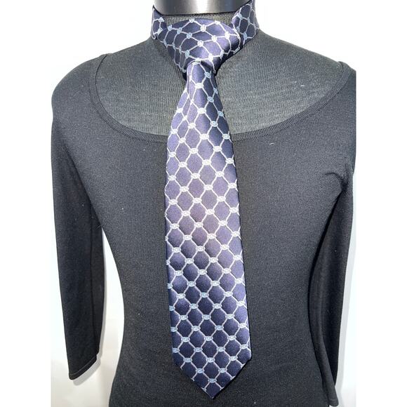 Gucci Silk Tie Navy Blue Monogram Pattern – 58” Standard Length vintage style - Picture 2 of 12